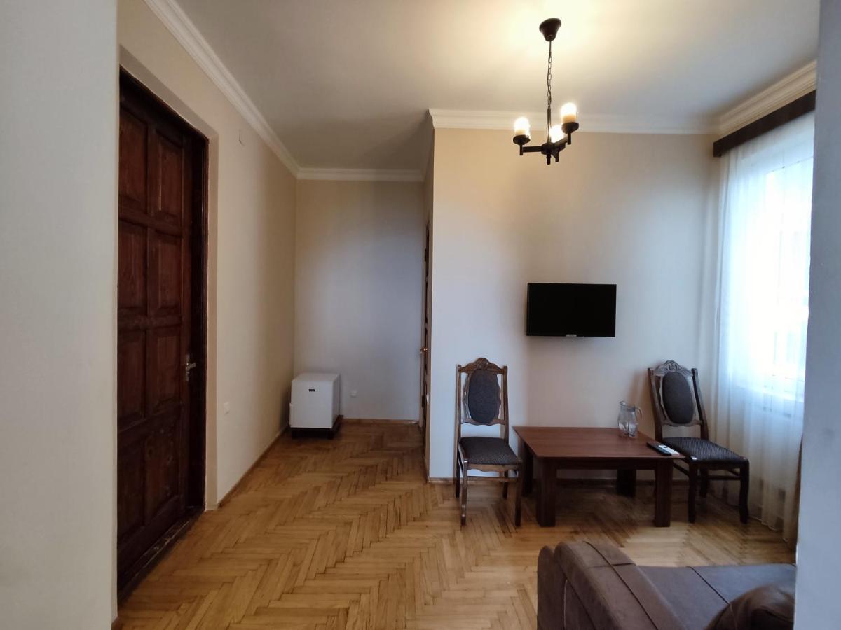 Guesthouse White Swan Kobuleti Dış mekan fotoğraf