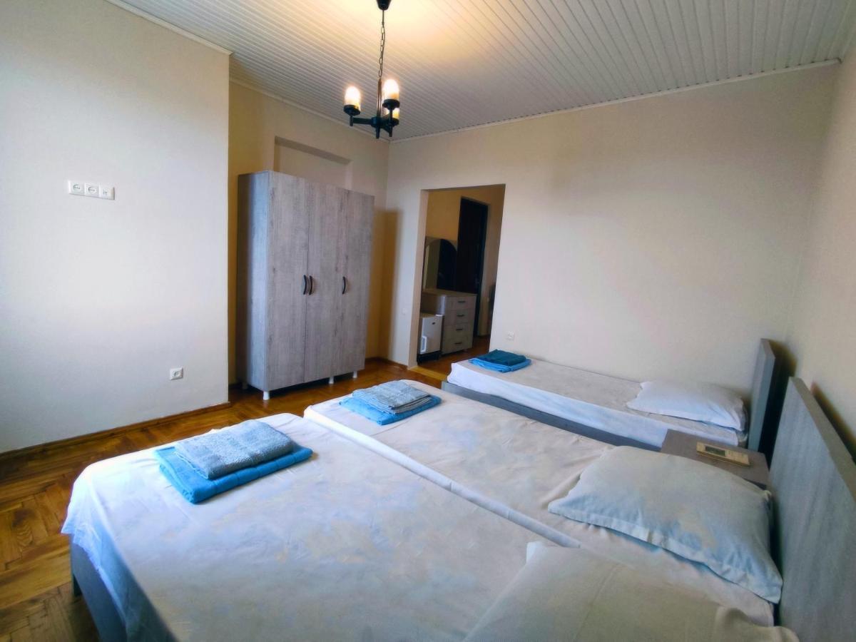 Guesthouse White Swan Kobuleti Dış mekan fotoğraf
