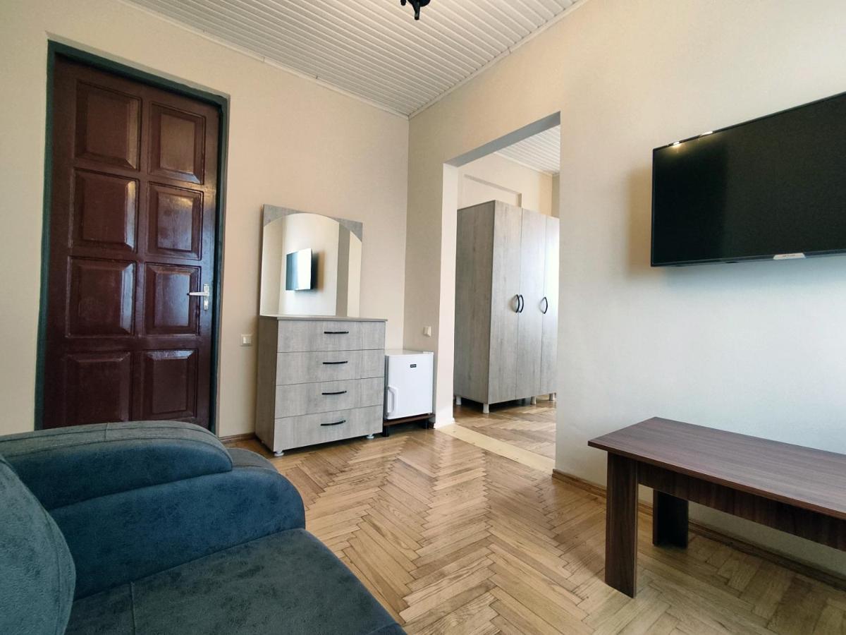 Guesthouse White Swan Kobuleti Dış mekan fotoğraf