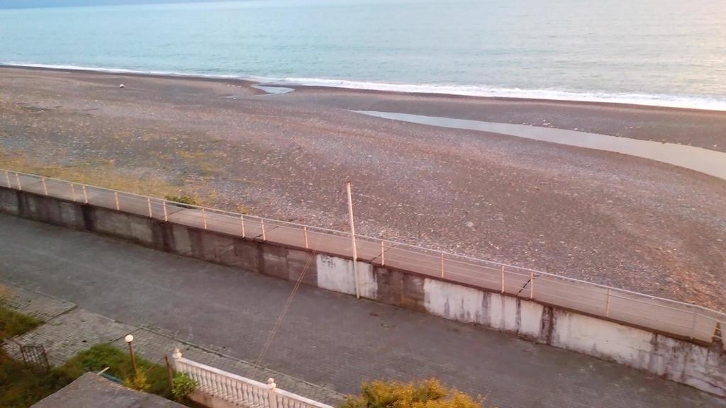 Guesthouse White Swan Kobuleti Dış mekan fotoğraf