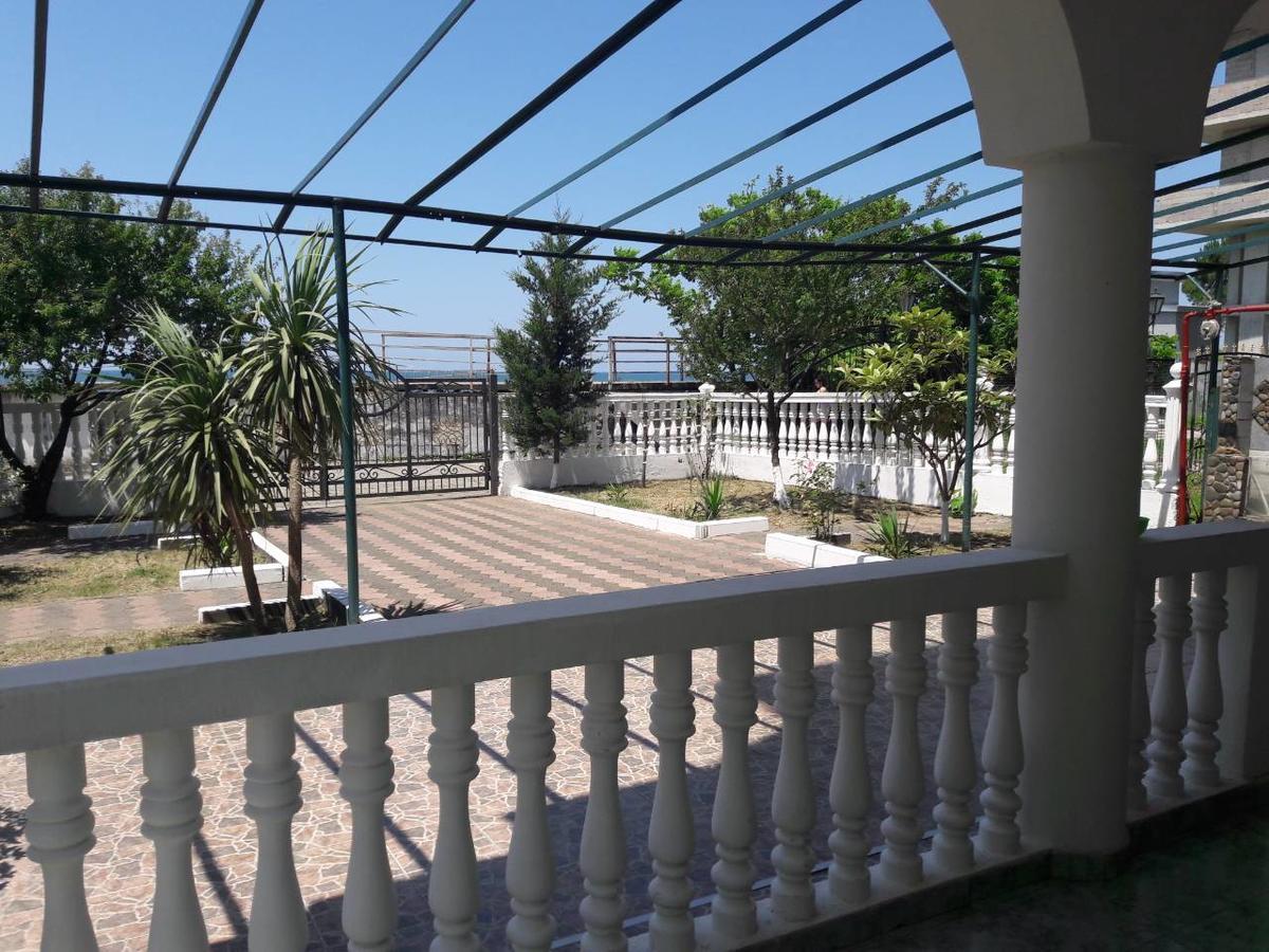 Guesthouse White Swan Kobuleti Dış mekan fotoğraf